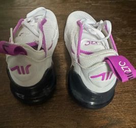 Nike Air 270 kid size 3