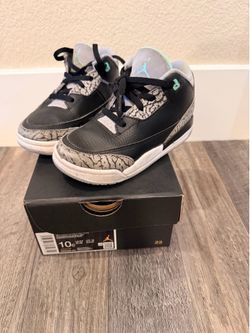 Little kid Jordan shoes