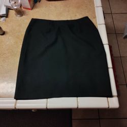 Woman's Black Skirt Size 8-10