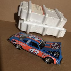 1992 Franklin Mint Precision Models Richard Petty #43 Diecast Racecar Model