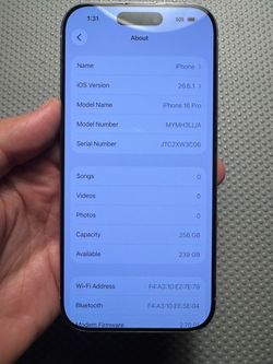 IPhone 16 pro 256 gb unlocked