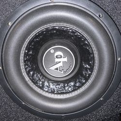 Chevrolet Silverado Speaker And Box
