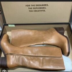 $50 Size 8.5🎀Crown Vintage BOOTS. Size 8.5-$50🎀