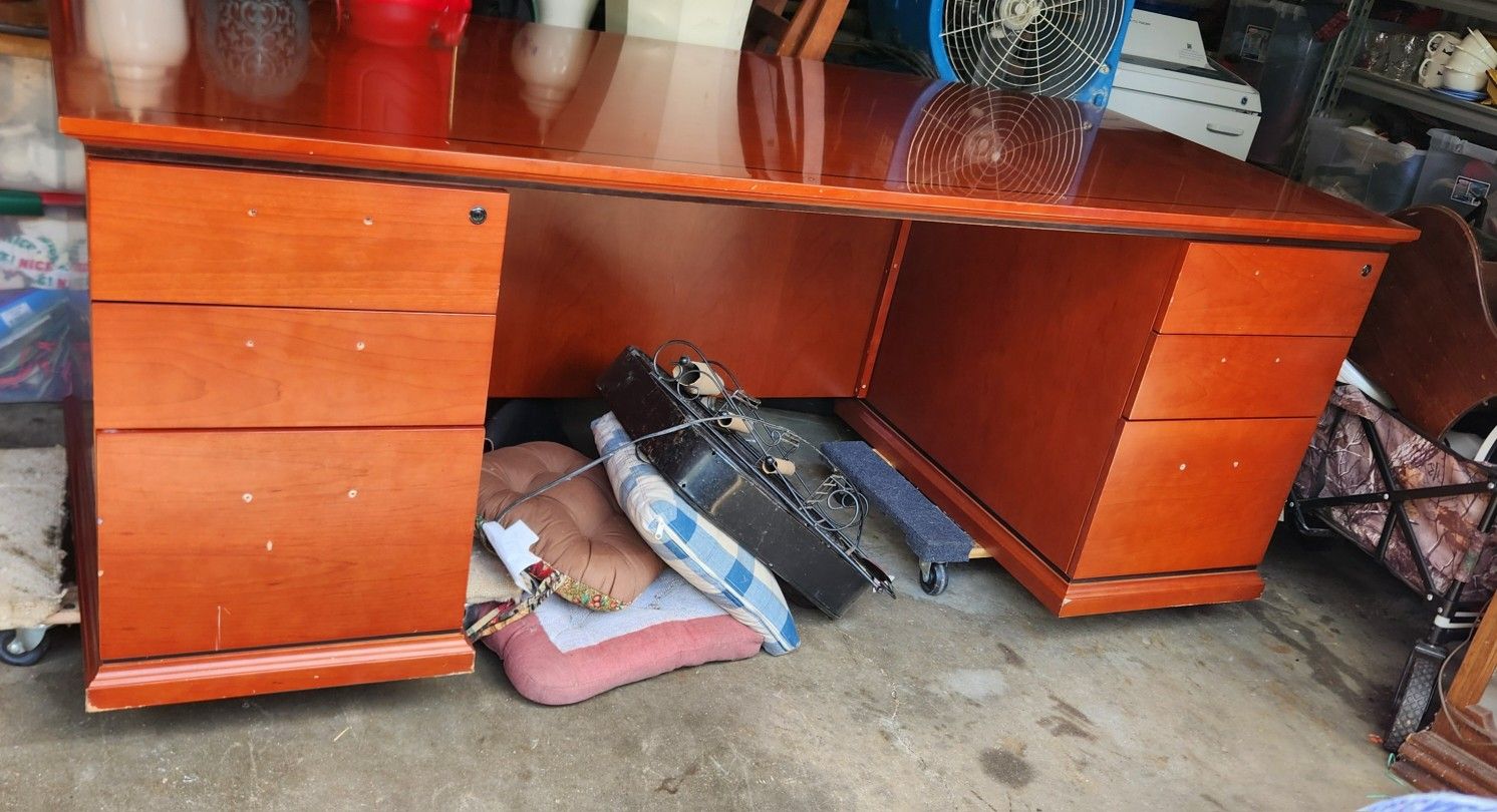 Premium Wooden Office Desk