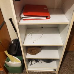 Stereo. Cabinet 100.00  Obo