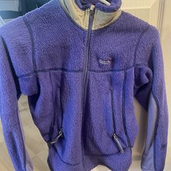 Patagonia women’s XS Purple Fleece