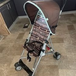 Disney Baby Winnie-the-Pooh Umbrella Stroller with Canopy