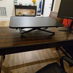 Adjustable Standing Desk 
