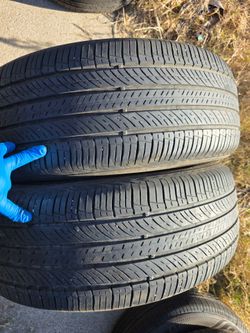 225 60 R 17 hankook 2 tires used