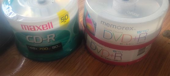 130 total cd-r and dvd-rw disks