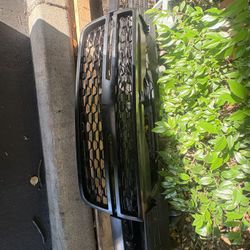 Silverado Grill & Rear Bumper 