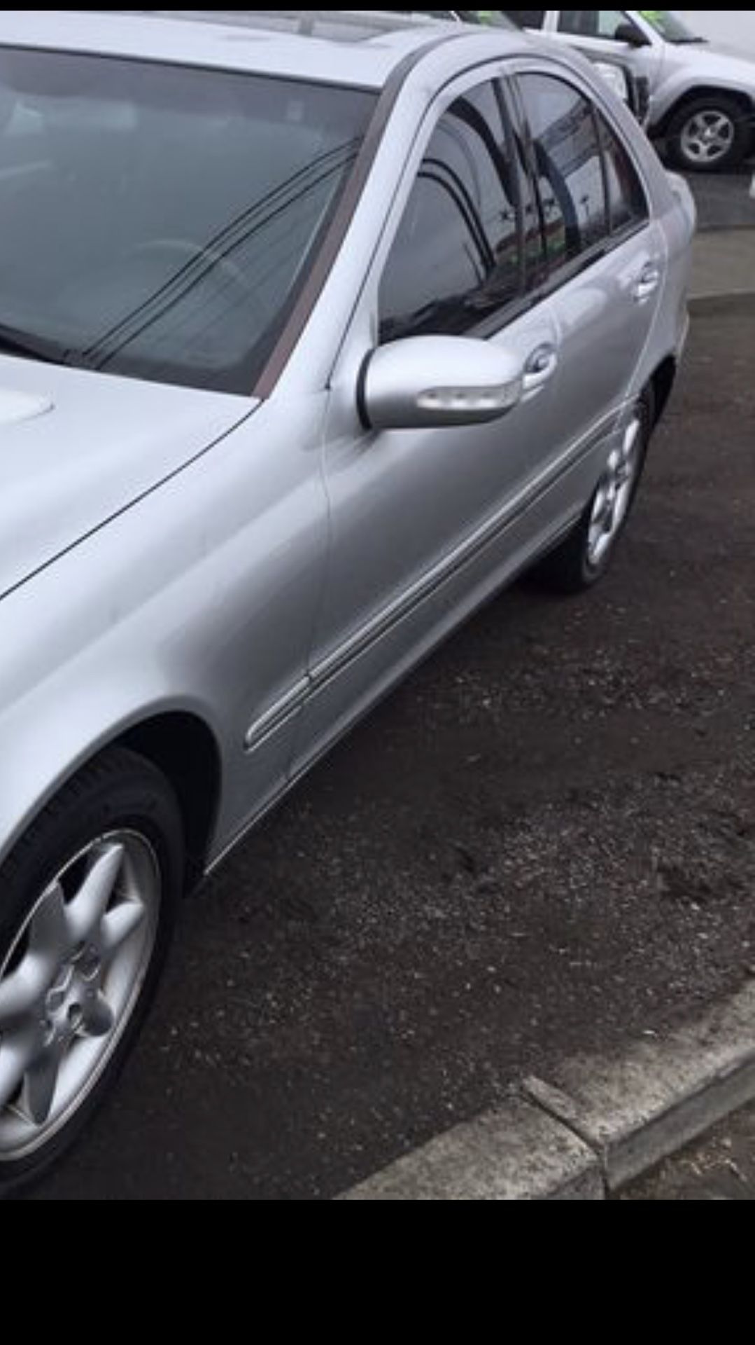 Mercedes 2001 c class 200