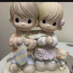 Precious Moments Collectibles Figurines