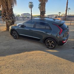 2023 KIA Niro Hybrid Plug-In