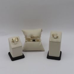 18k GOLD LOVE BRACELET 