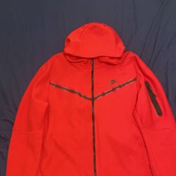 XL Red Nike Tech
