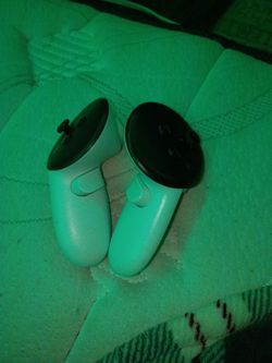 Meta Quest VR Controllers Pair