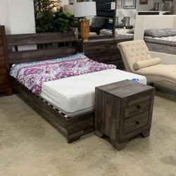 6Pc Queen Bedroom Set 