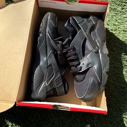 Nike Huaraches 