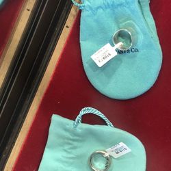 2 Tiffany’s Rings 