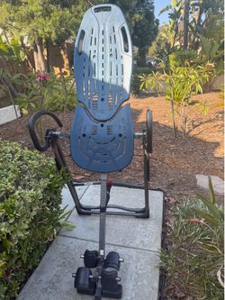 Teeter EP-560 EZ Reach ankle locking system in excellent condition