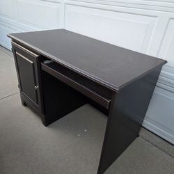 Free Desk 