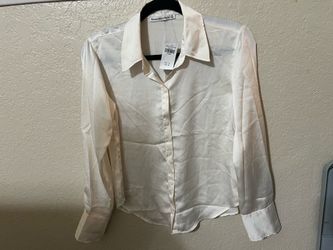 Abercrombie women’s button up top
