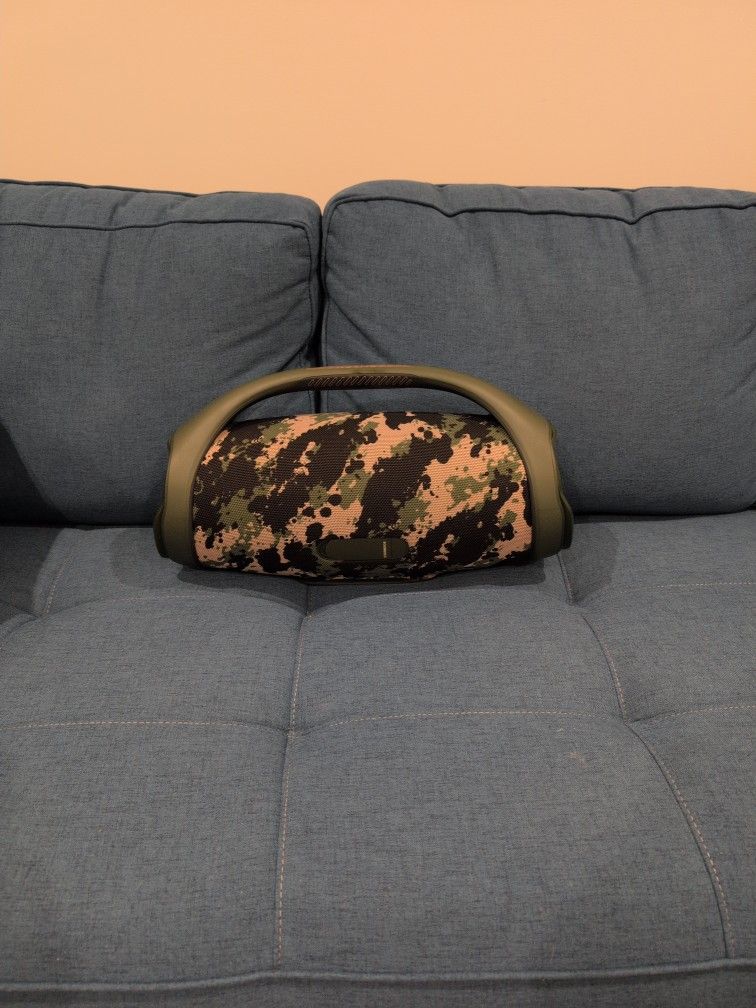 JBL Boombox 2