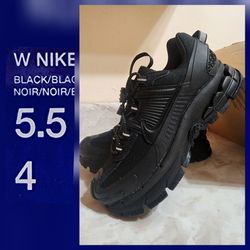 Nike Zoom Vomero Roam size 5.5