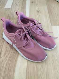 Nike shoes 4.5Y / w7