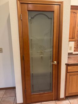 Doug Fir Interior Etched Glass Pantry Door