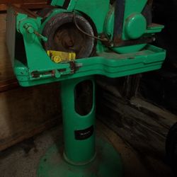 Oliver Machinery Company No. 585 Kerosene 4 Wheel Grinder