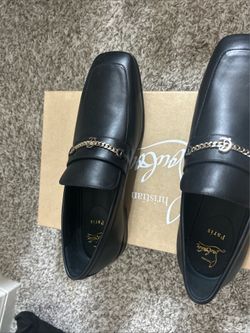 AUTHENTIC NEW CHRISTIAN LOUBOUTIN FLATS