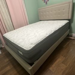Full Size bed Frame And Mattress 