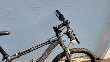 unisex electric bicycle Abbot Rev 2 Commuter Electric Bike Matte Feather Gray / 48V/500W