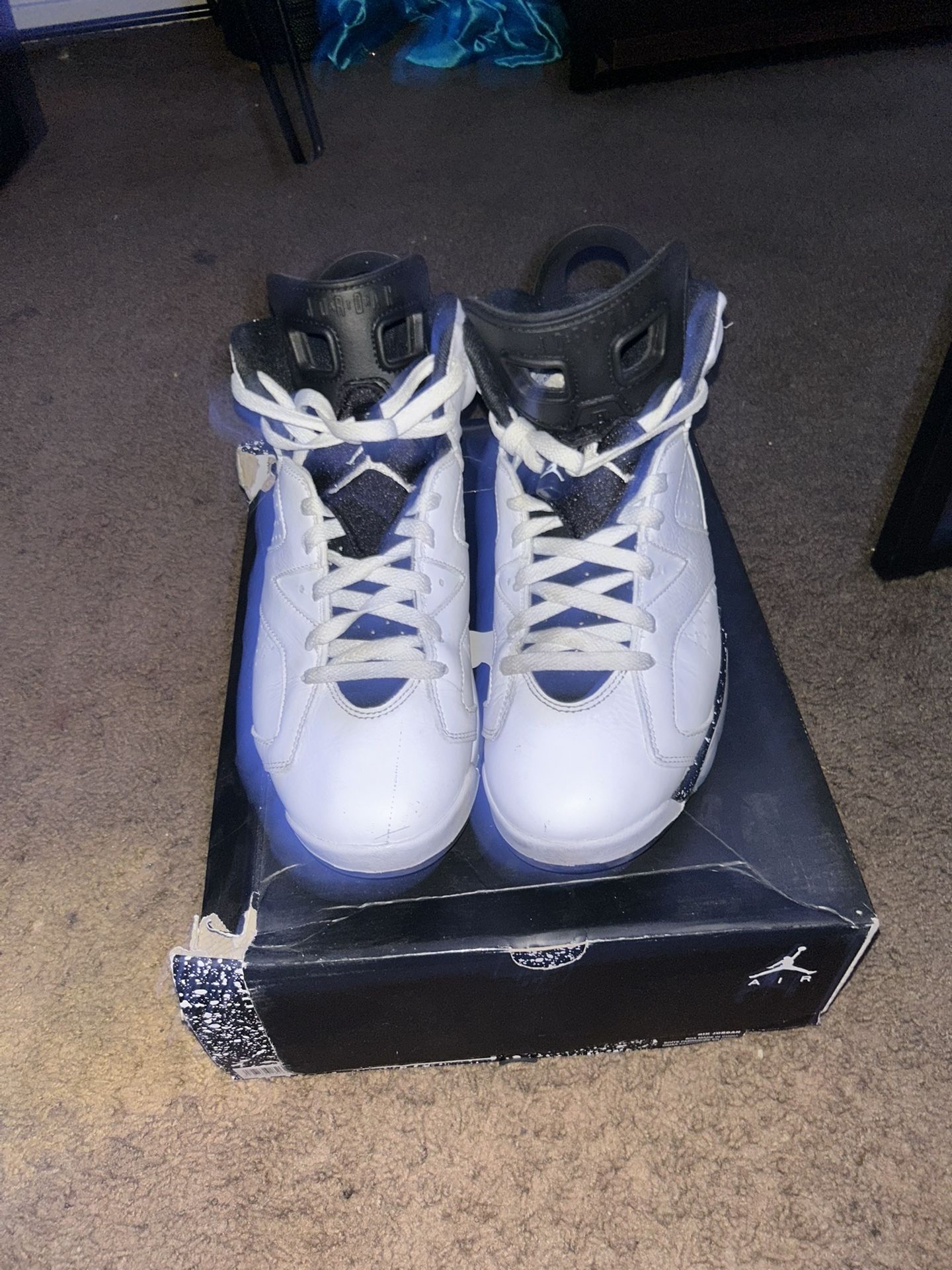 Jordan 6 Reverse Oreo- Size 10