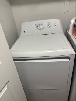Washer and dryer set