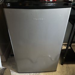 Hisense Mini Fridge