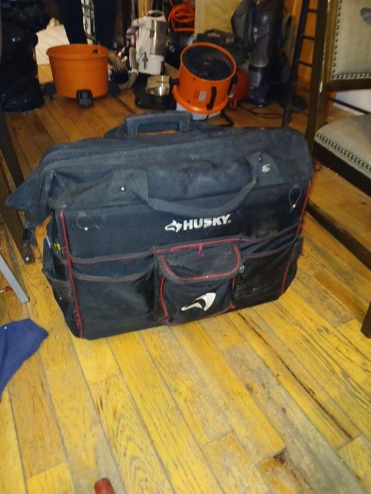 Large Husky Rolling Tool Bag