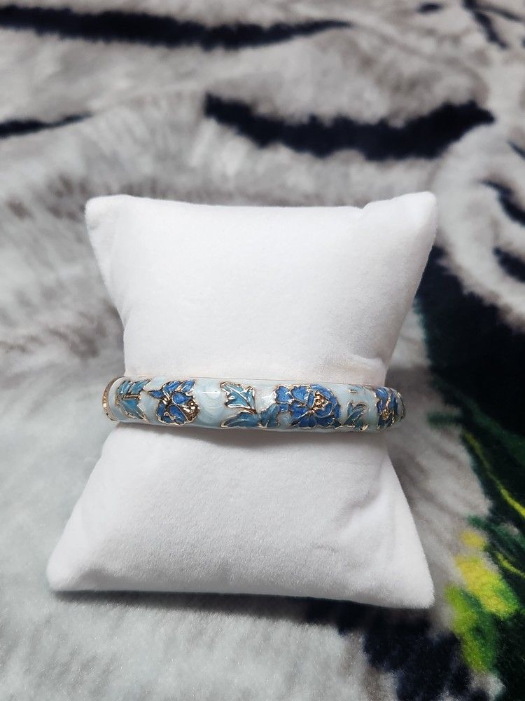 Peony Flowers, Light Blue Enamel Rose Gold Plated Alloy Bangle