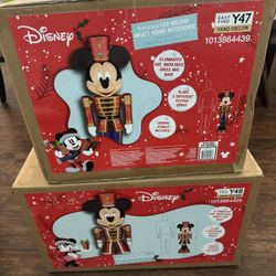 New Mickey Mouse & Minnie Mouse Nutcracker 