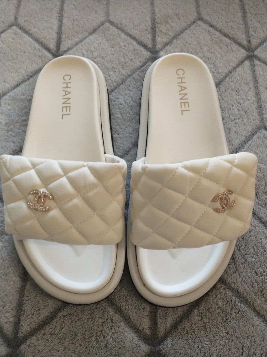 Chanel White Quilted Slides Women's Size 10
