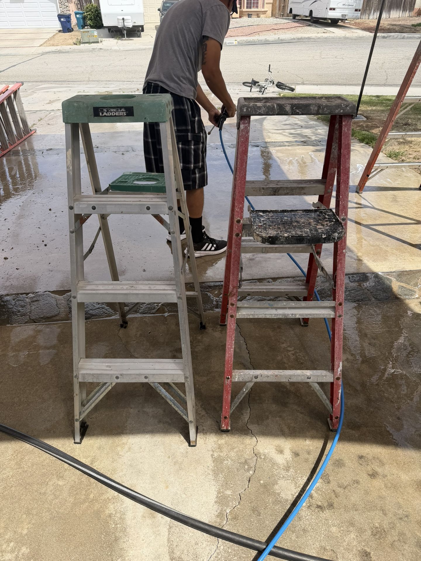 2 4 Foot Ladders