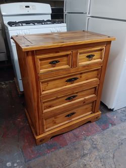 Pier 1 Imports solid pine 5-drawer dresser