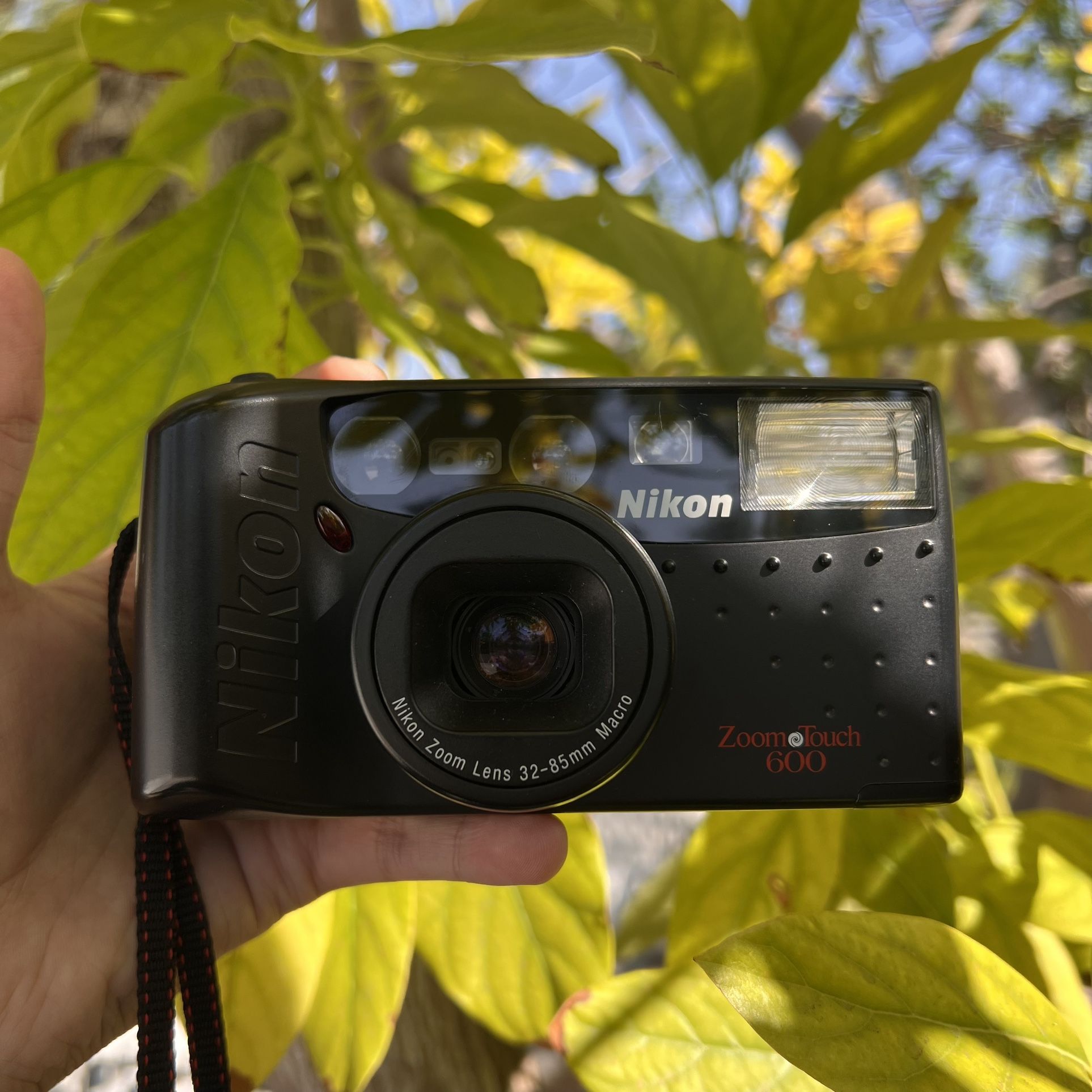 Nikon Zoom Touch 600 35mm Point and Shoot Film Camera