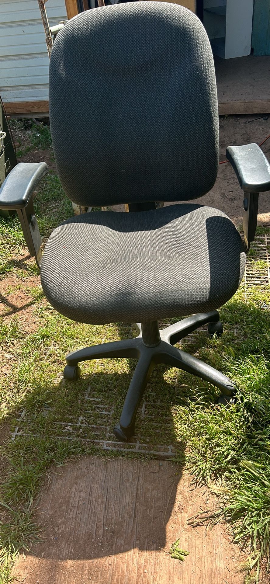 office chair in good condition