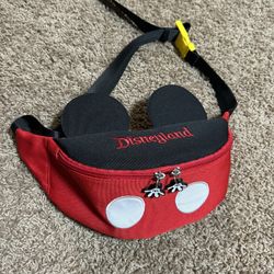 Disneyland Mickey Mouse fanny sack