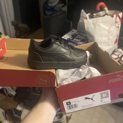 All Black Champion Shoes Size 7c