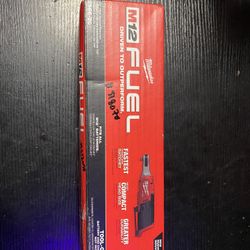 Milwaukee M12 FUEL 12V Lithium-Ion Brushless Cordless High Speed 1/4 in. Ratchet (Tool-Only)