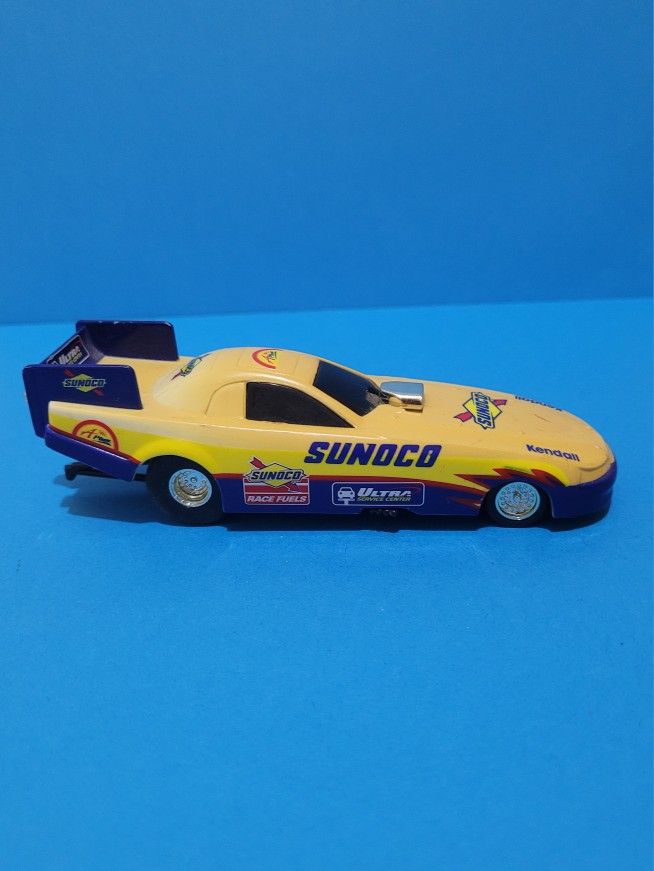 Sunoco 2000 Racing Champions live-action stock car